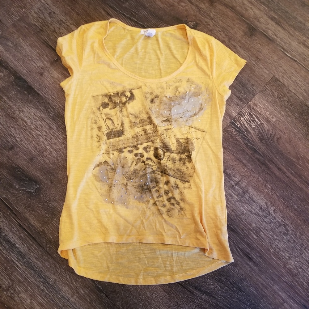Madison & Berkley High Low Graphic Tee-L